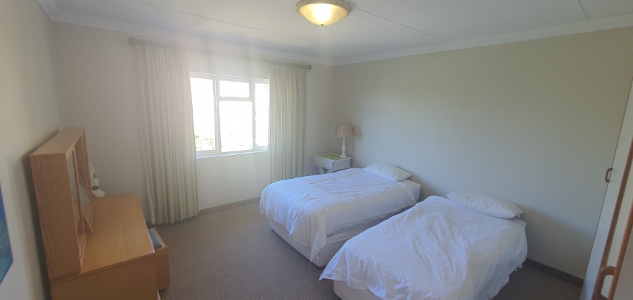 4 Bedroom Property for Sale in Mossel Bay Central Western Cape